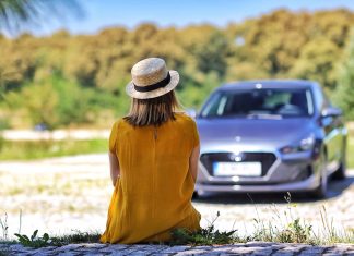 5 locuri cool pentru o evadare de weekend în apropiere de București Hyundai i30 Fastback - Destinație de weekend
