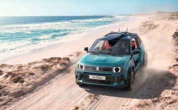 Renault 4 JP4x4 Concept: beach buggy-ul electric care duce nostalgia direct pe nisip